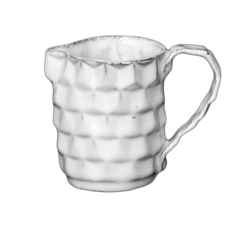 Cube Pitcher