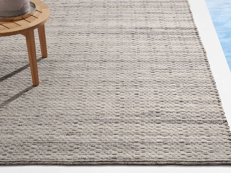 Cliff Performance Rug in Grey