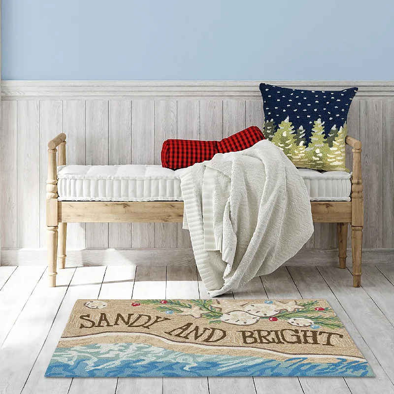 Indoor/Outdoor Hand-Hooked Sandy and Bright Accent Rug, 24" x 36"