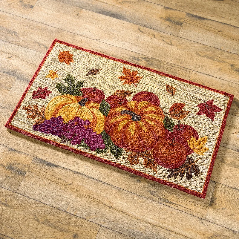 Indoor/Outdoor Fall Bounty Hooked Polypropylene Accent Rug