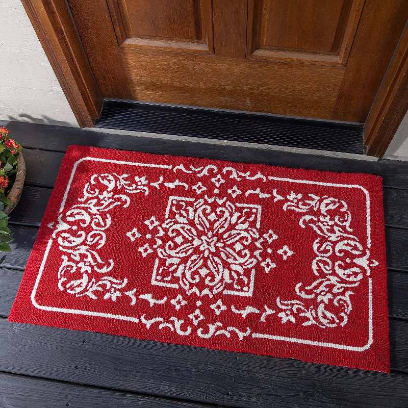 Indoor/Outdoor Bandana Polypropylene Hooked Rug