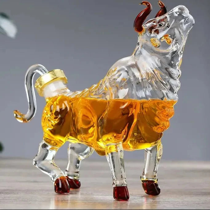 ArtZ® Bull Decanter