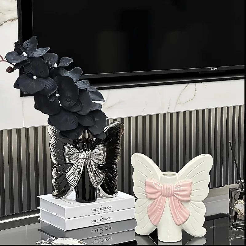 ArtZ® Nordic Butterfly Vase