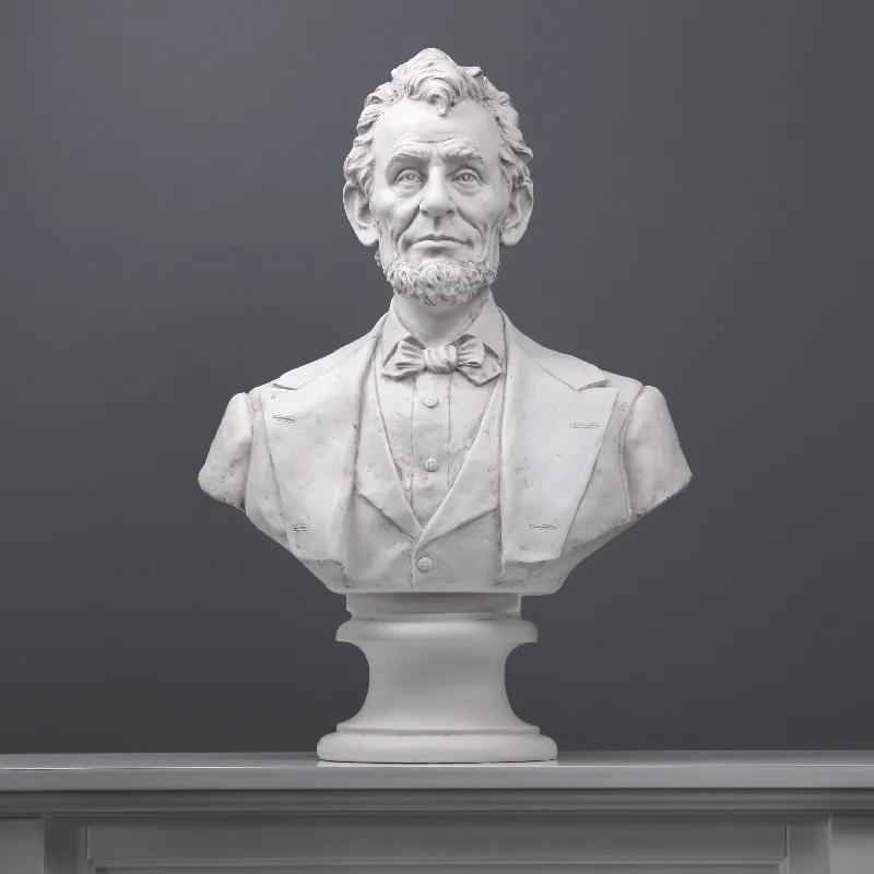 Large Abraham Lincoln Bust Sculpture - President of the United States