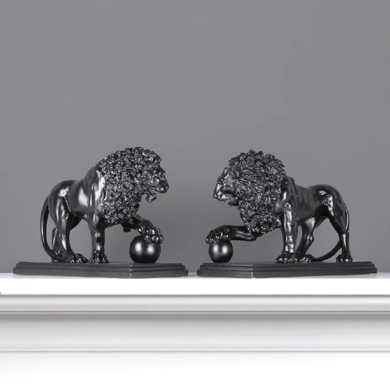 Black Medici Lion Statues on Base (in Pair)